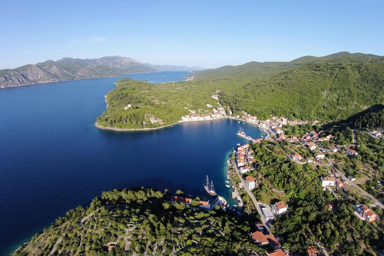 Apartments By The Sea Racisce, Korcula - 4344 Exterior photo